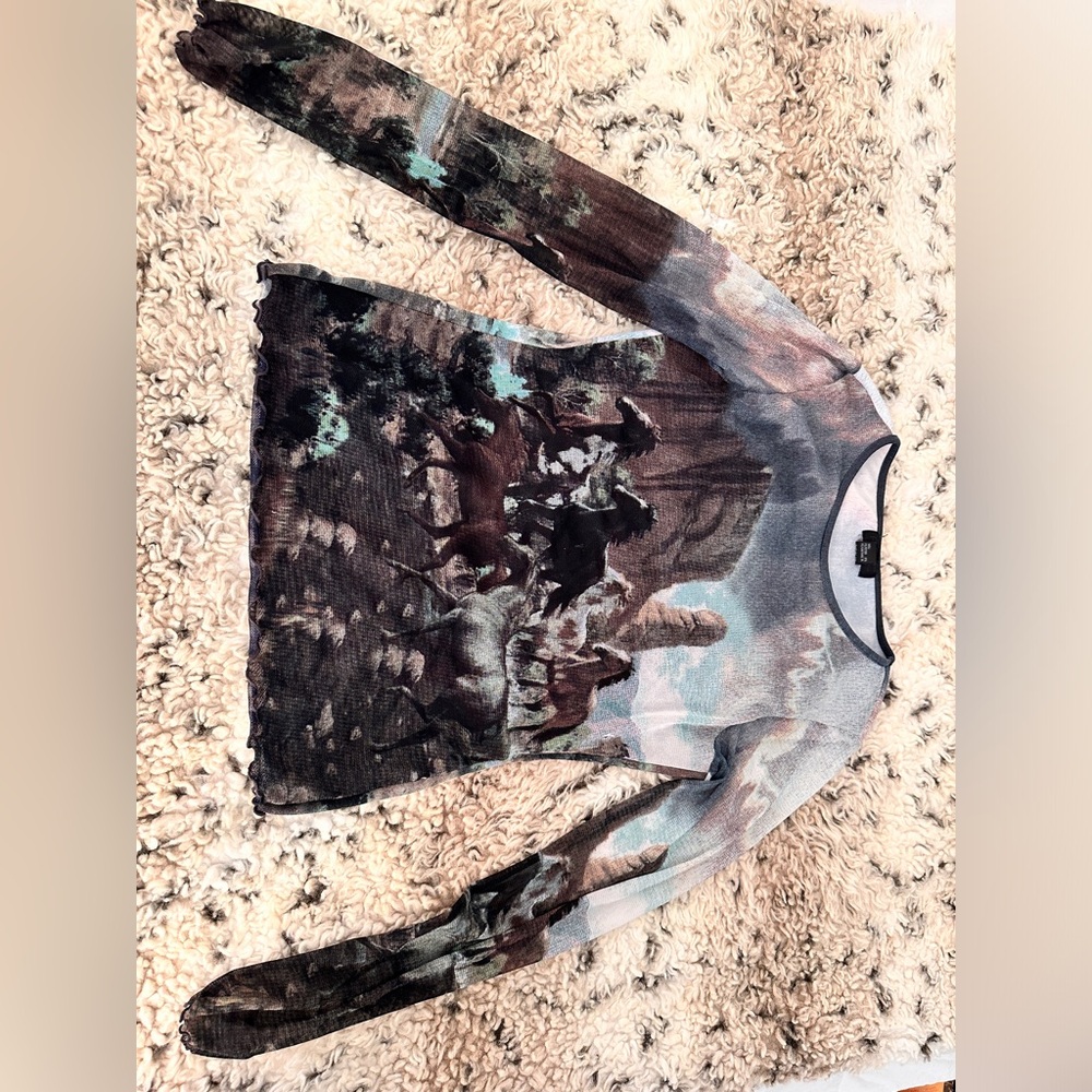 Mesh Long sleeve Top Medium